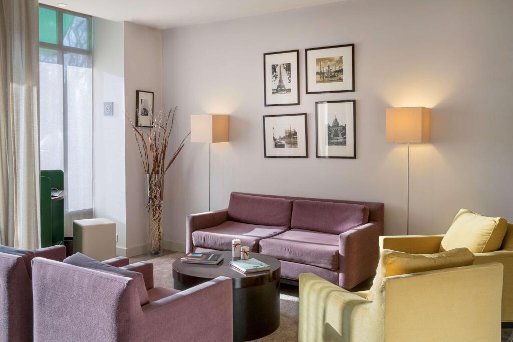 hotel image 13