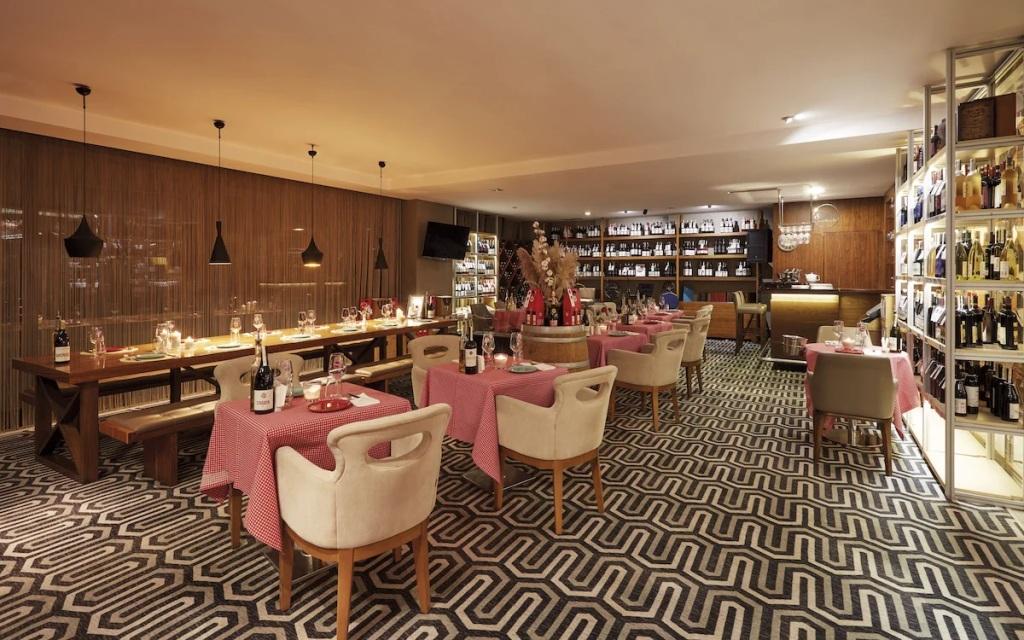 hotel image 13