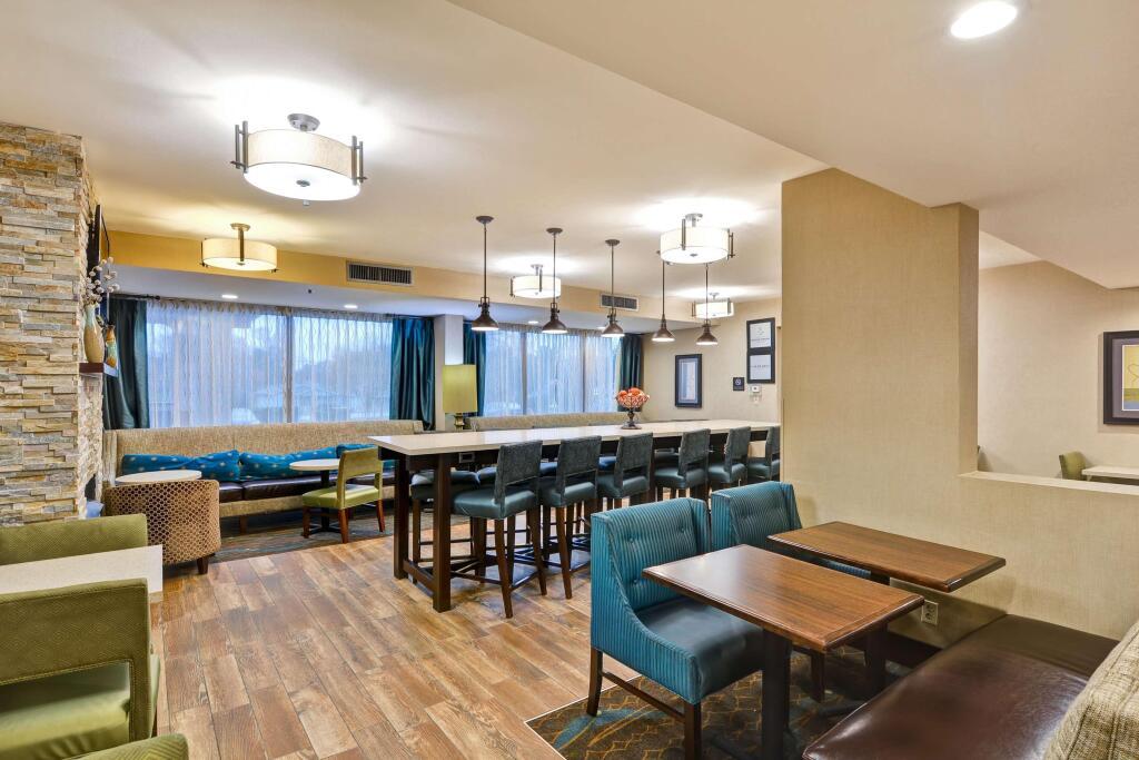 hotel image 12