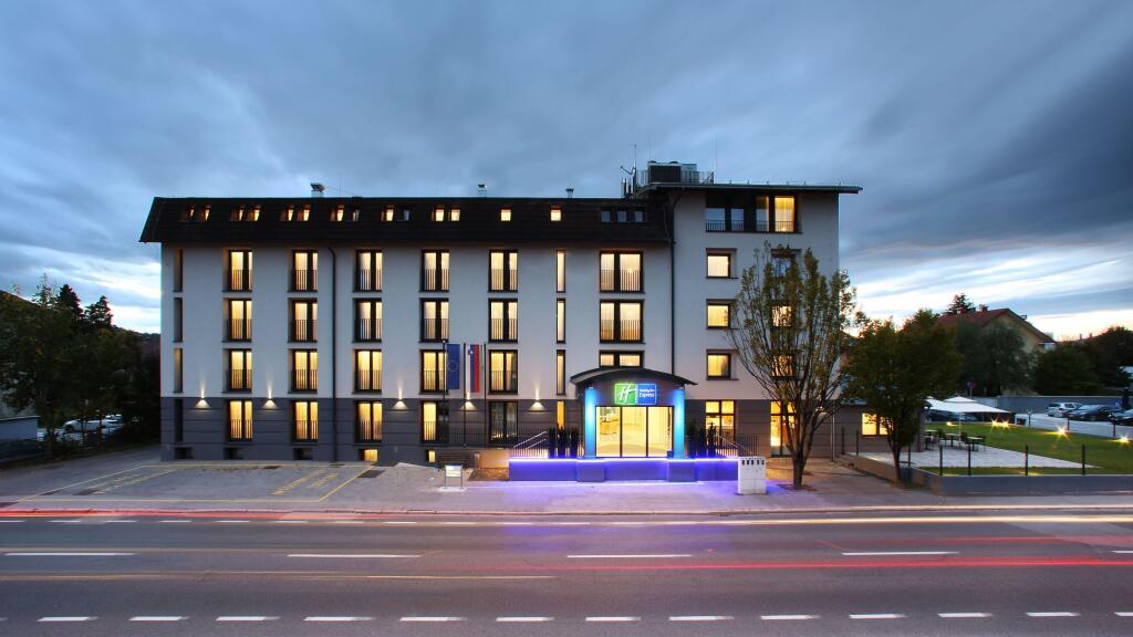 hotel image 18