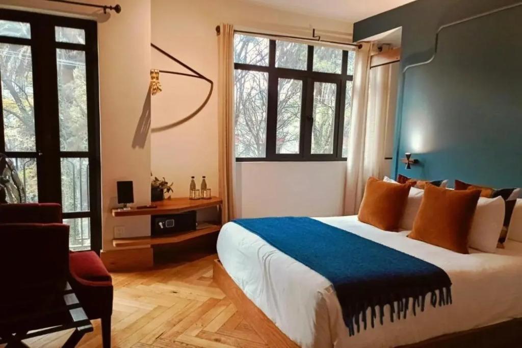 hotel image 12