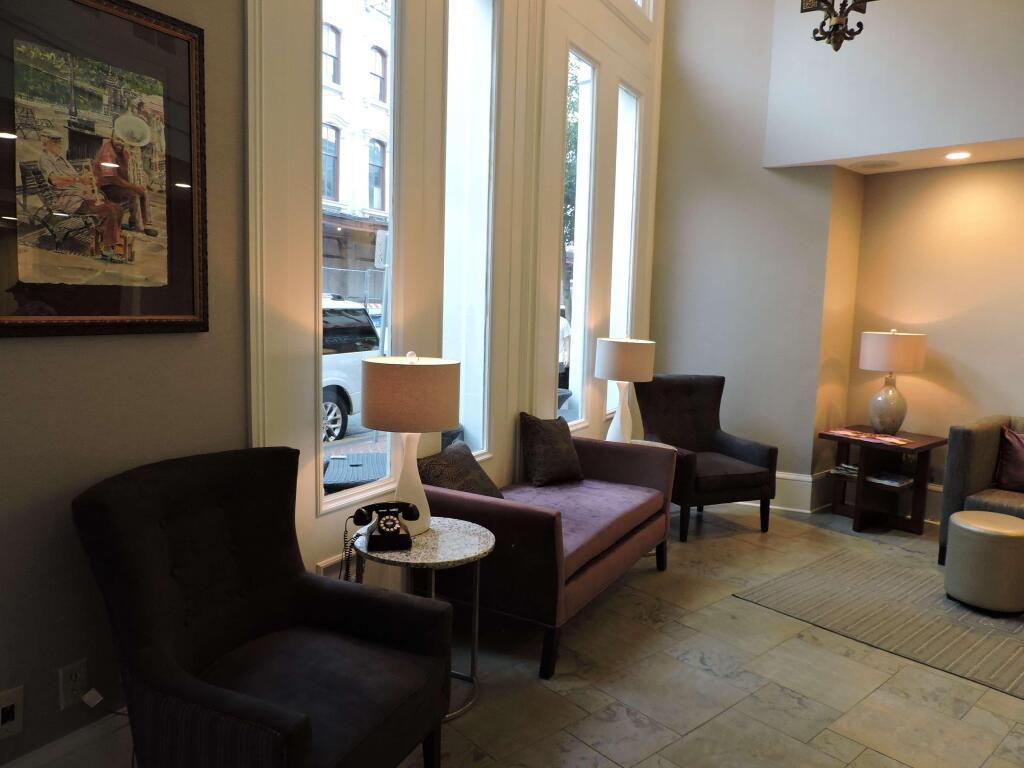 hotel image 10