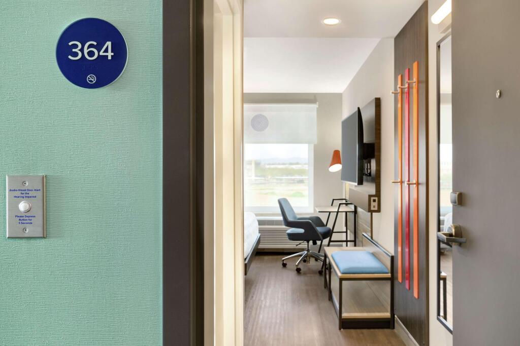 hotel image 8