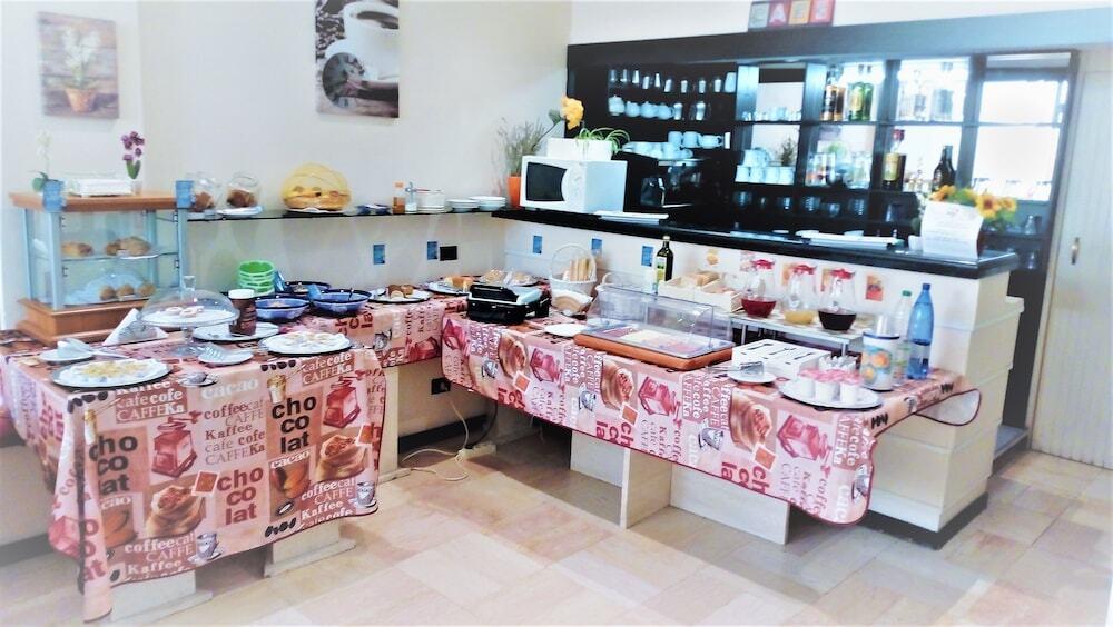 hotel image 9