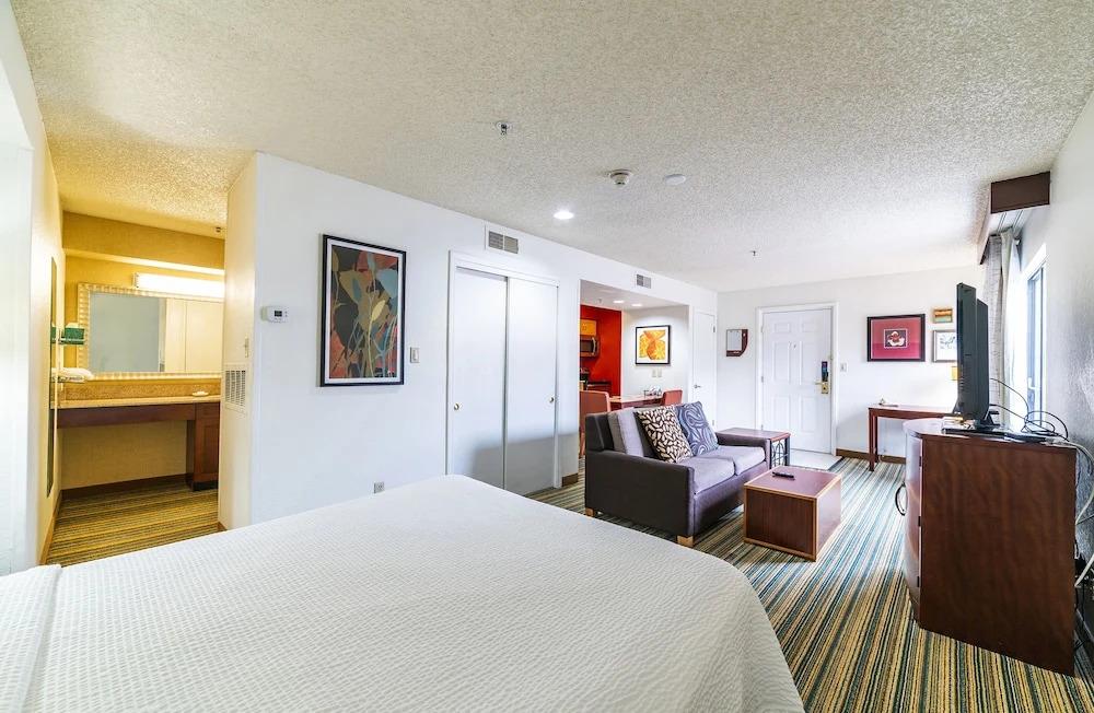 hotel image 12