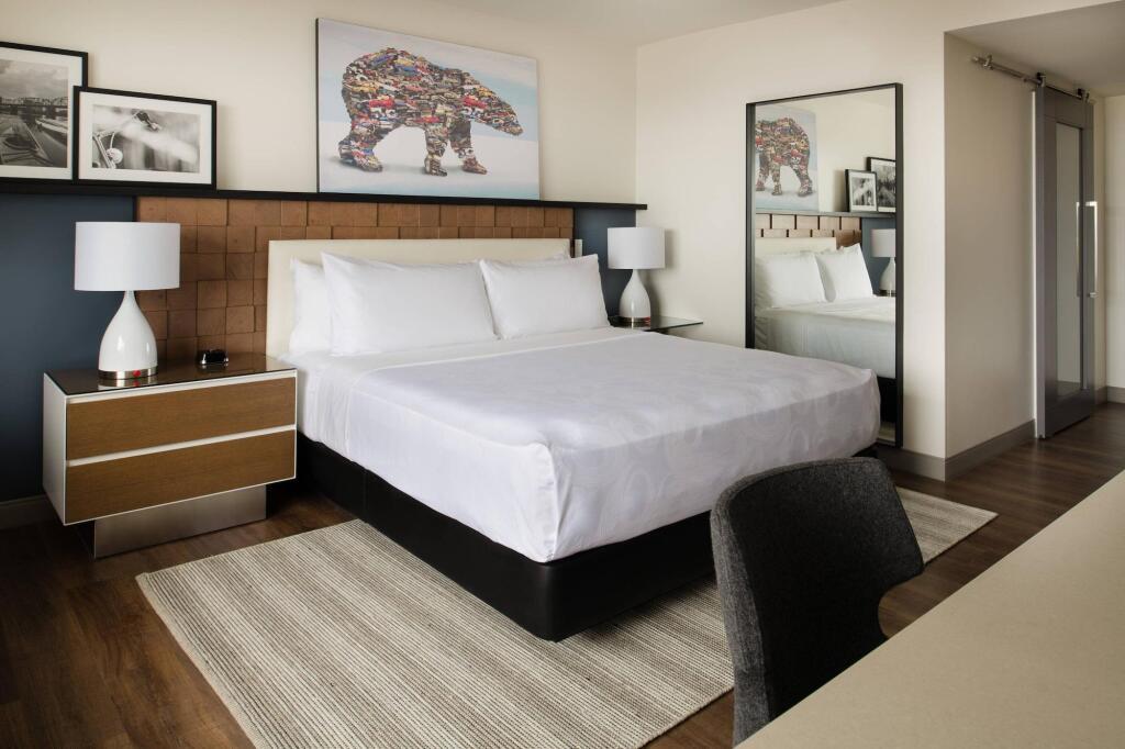 hotel image 11