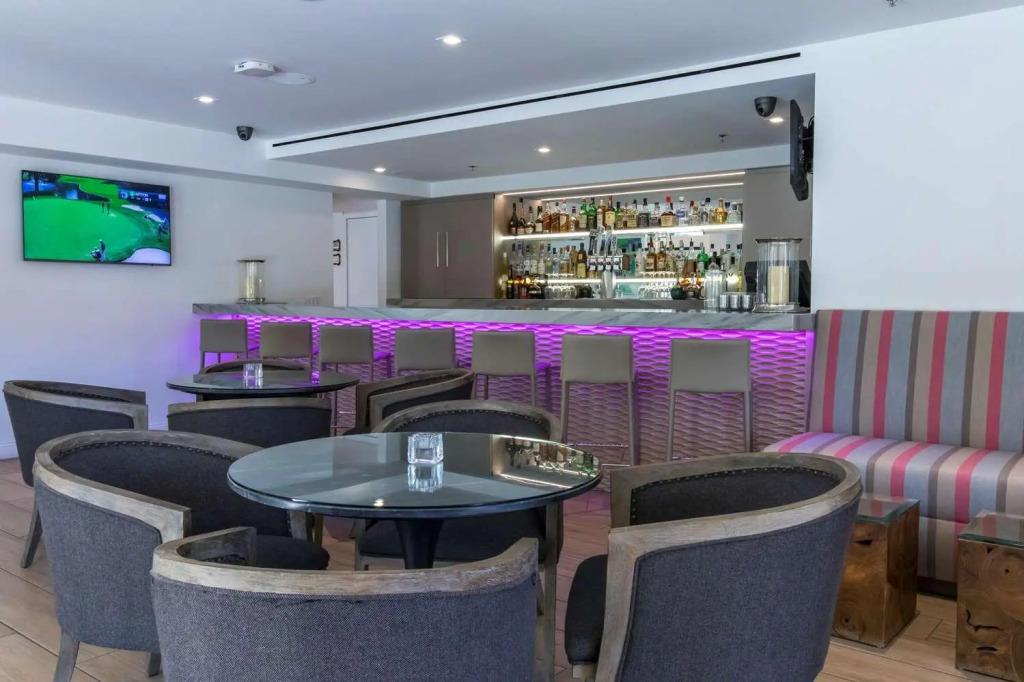 hotel image 8