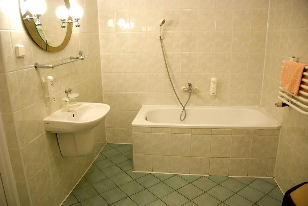 hotel image 7