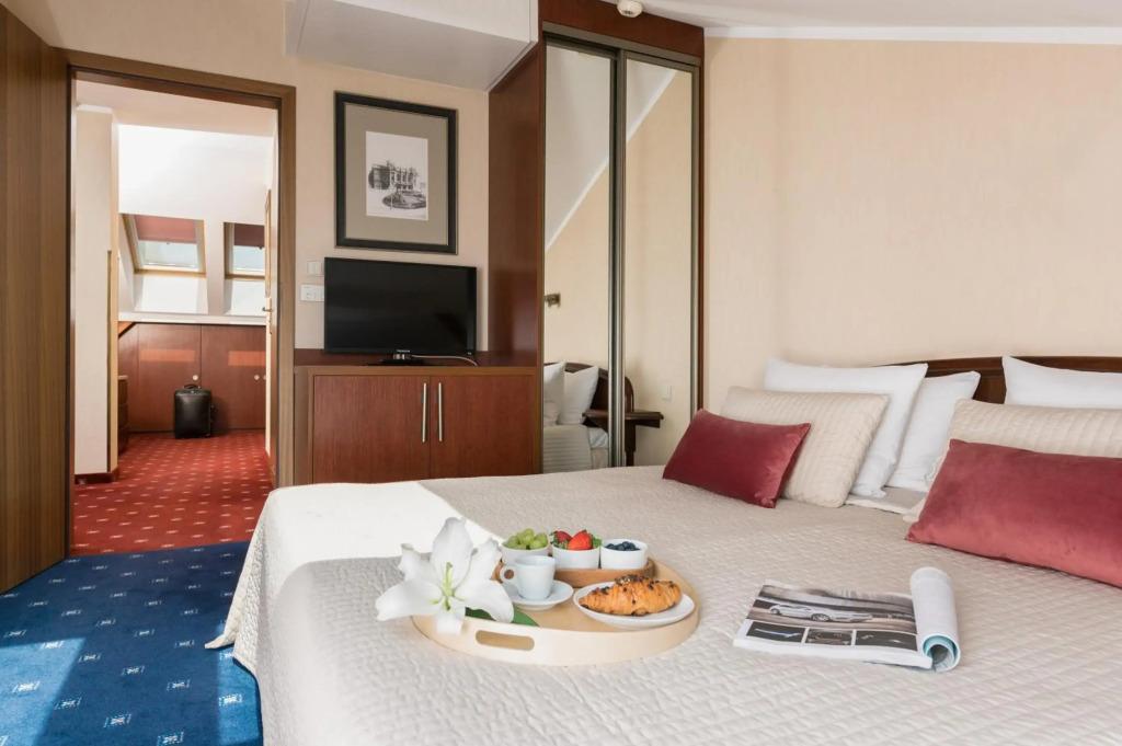 hotel image 10