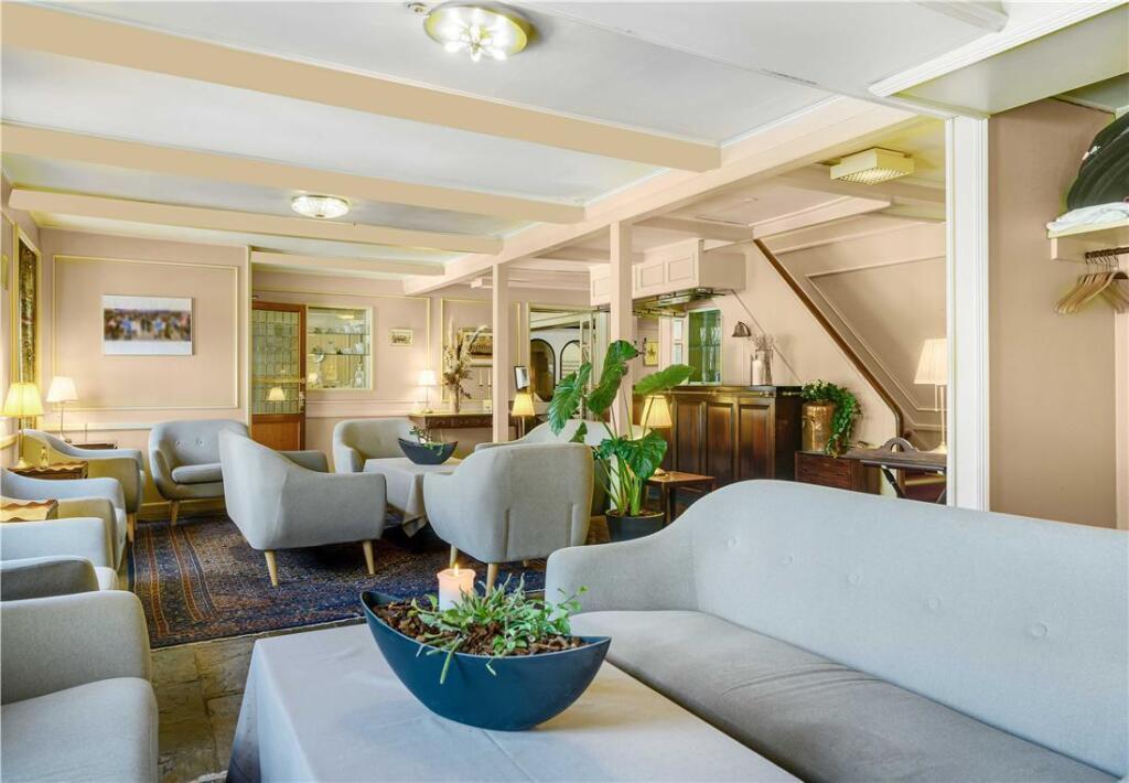 hotel image 10