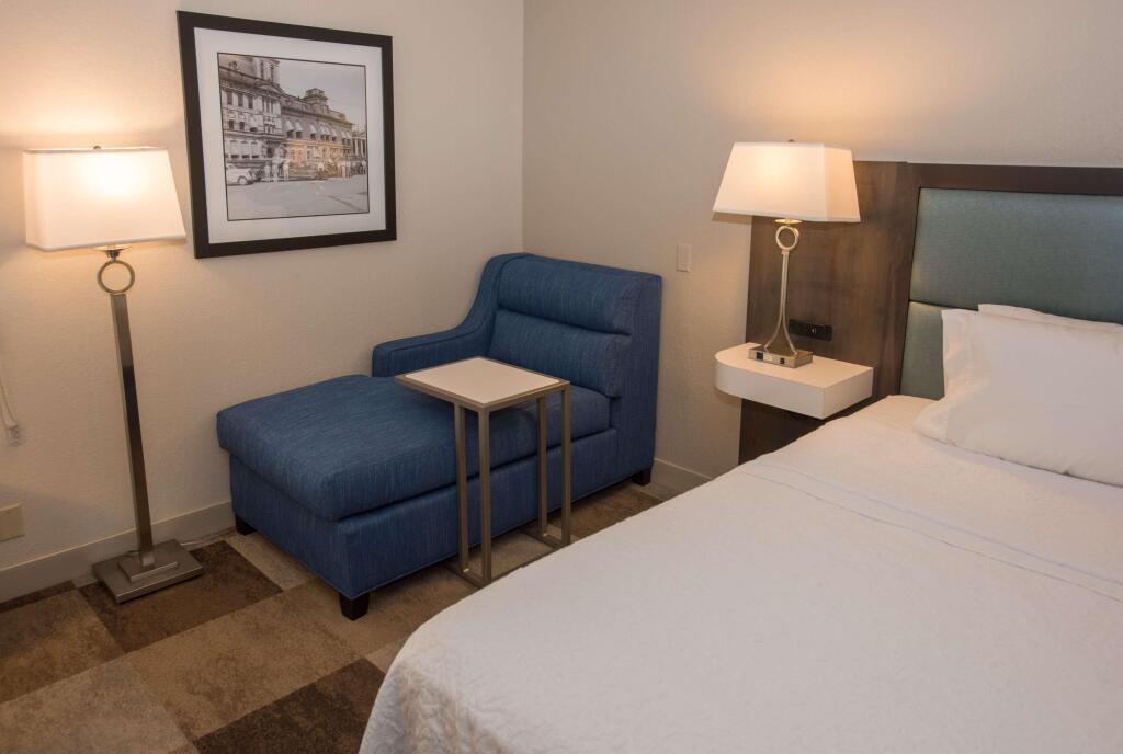 hotel image 16