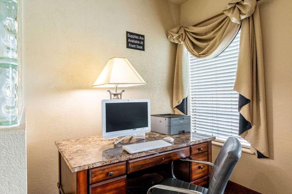 hotel image 13