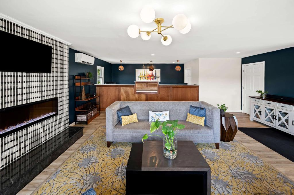 hotel image 12