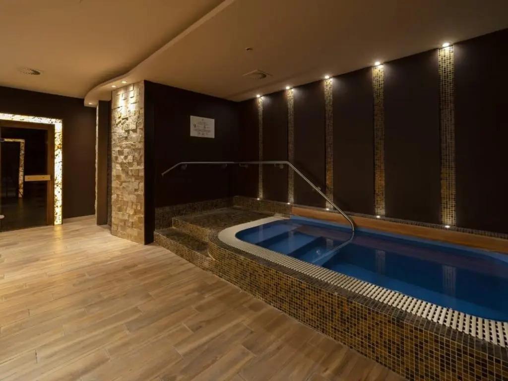 hotel image 9