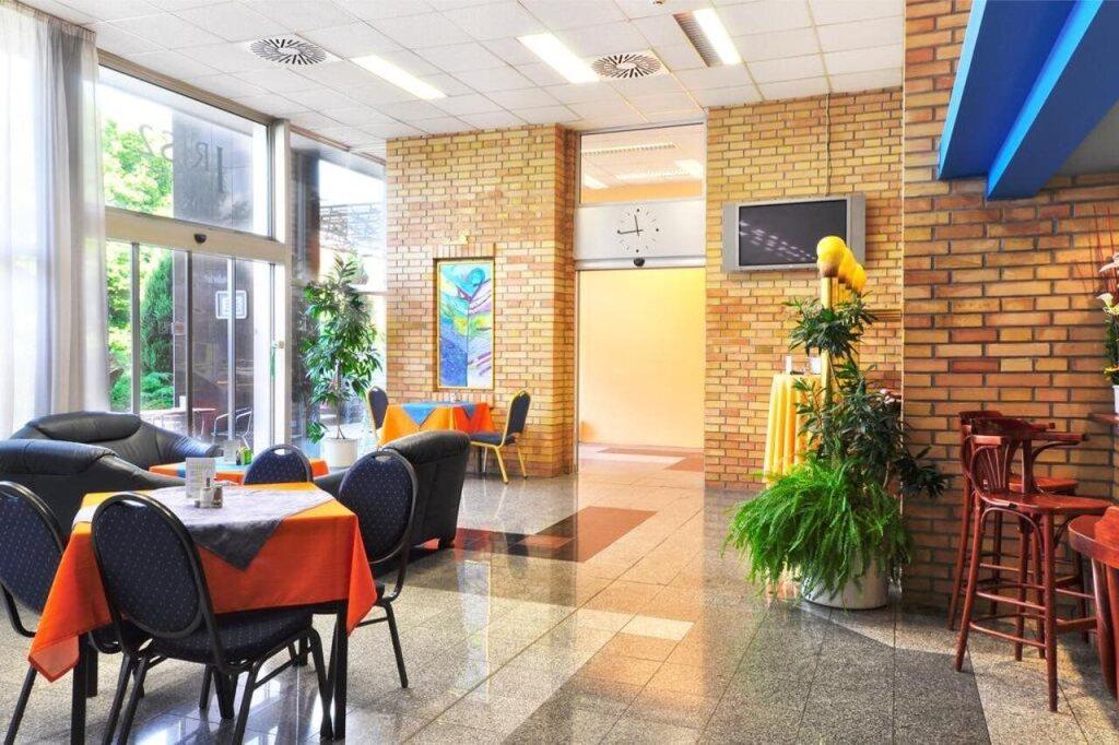 hotel image 8