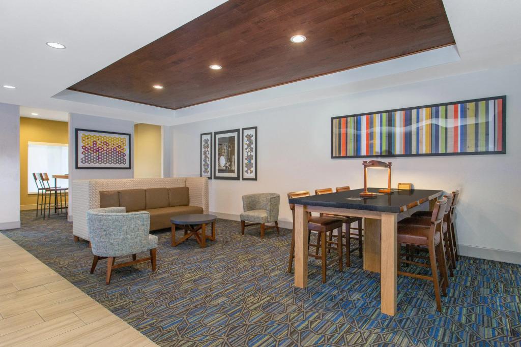 hotel image 16
