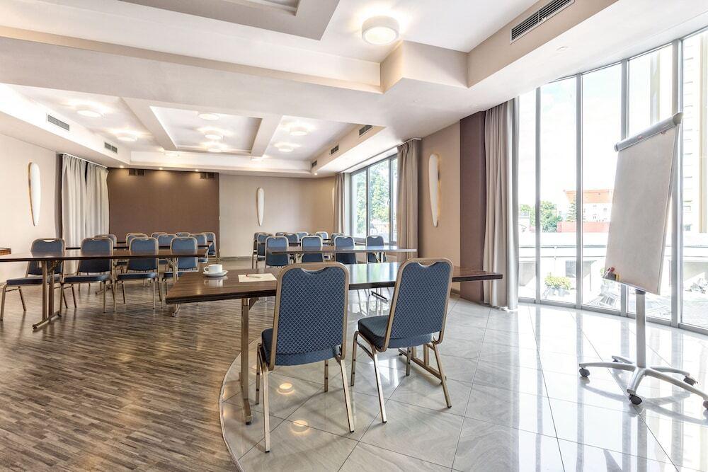 hotel image 13