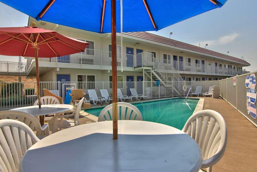 hotel image 16