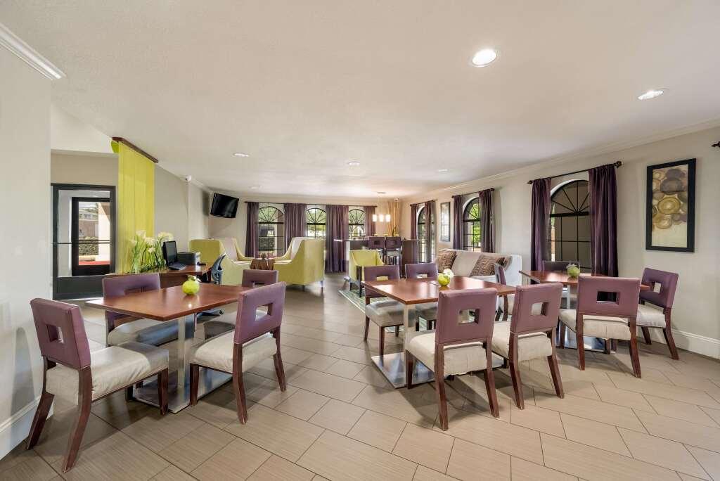 hotel image 11