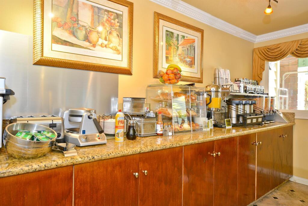 hotel image 12