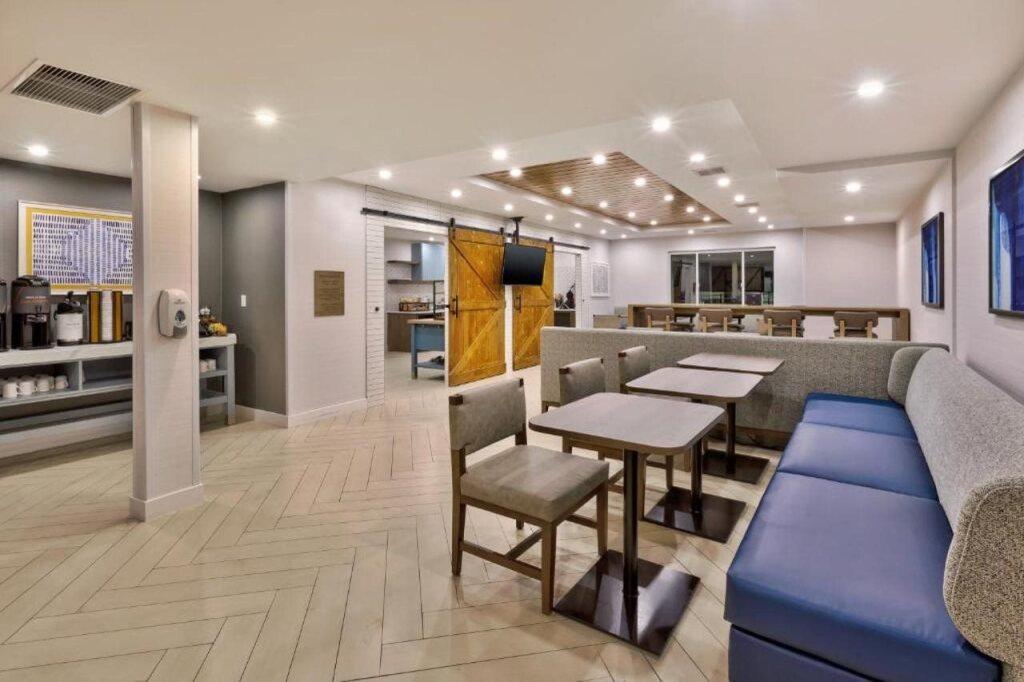 hotel image 10