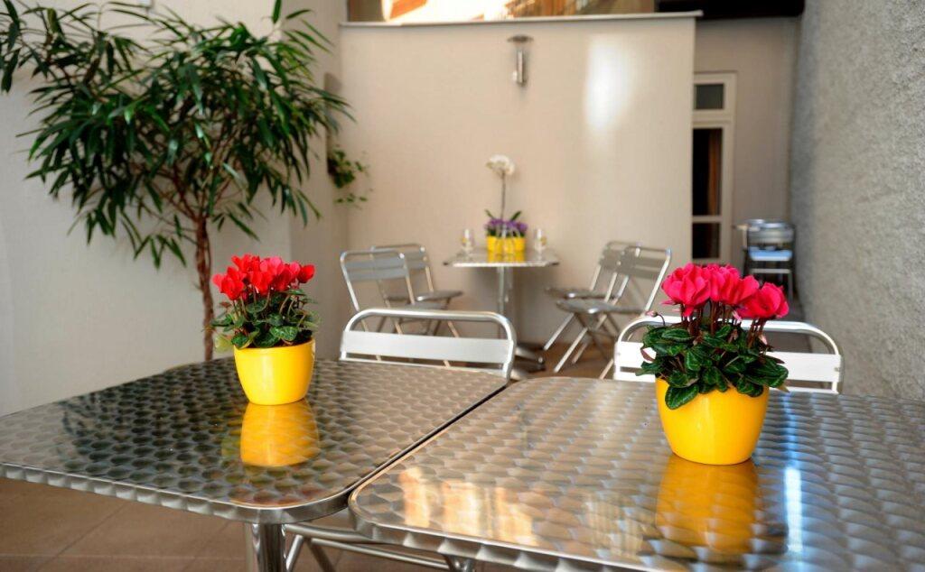 hotel image 10