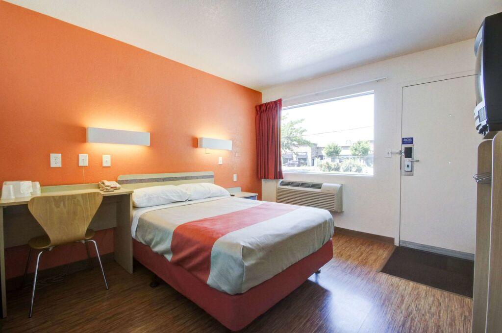 hotel image 11