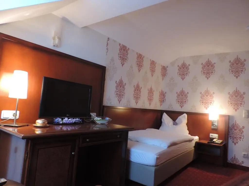 hotel image 10