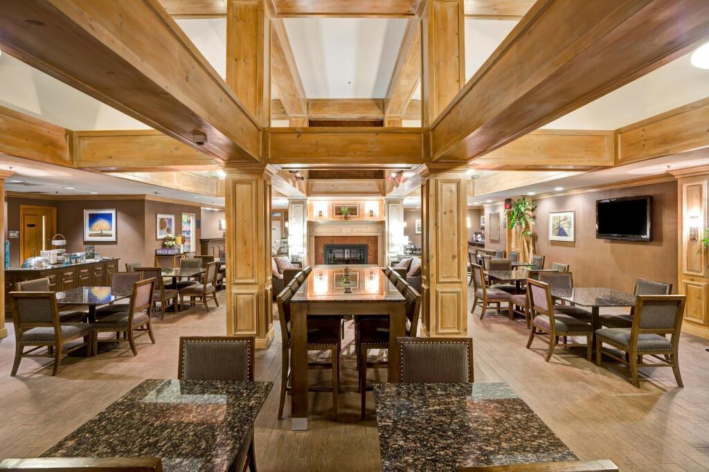 hotel image 10