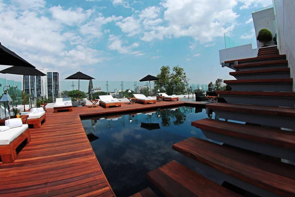 hotel image 13