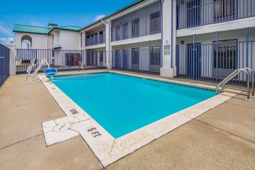hotel image 9