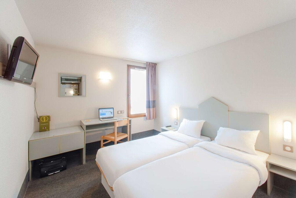 hotel image 12