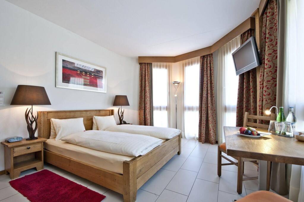 hotel image 10