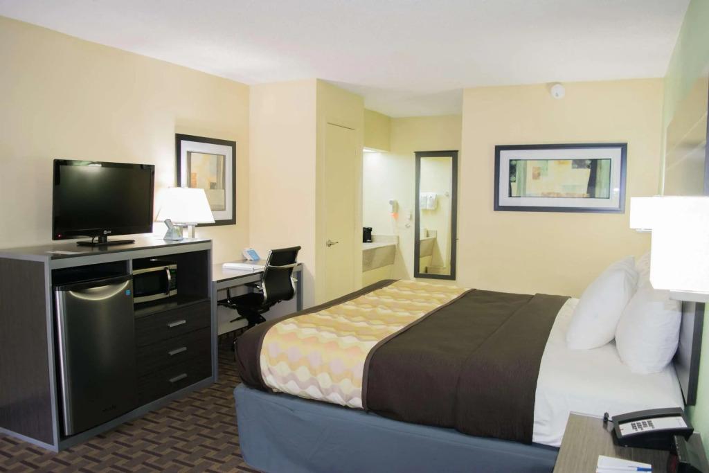 hotel image 12