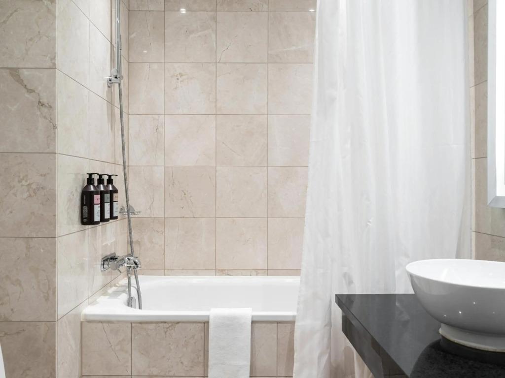 hotel image 13