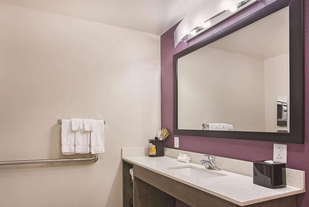 hotel image 16