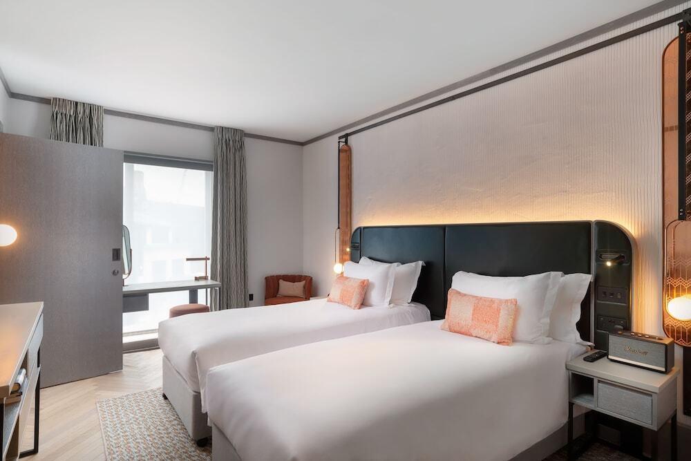 hotel image 48