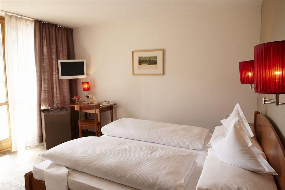 hotel image 16