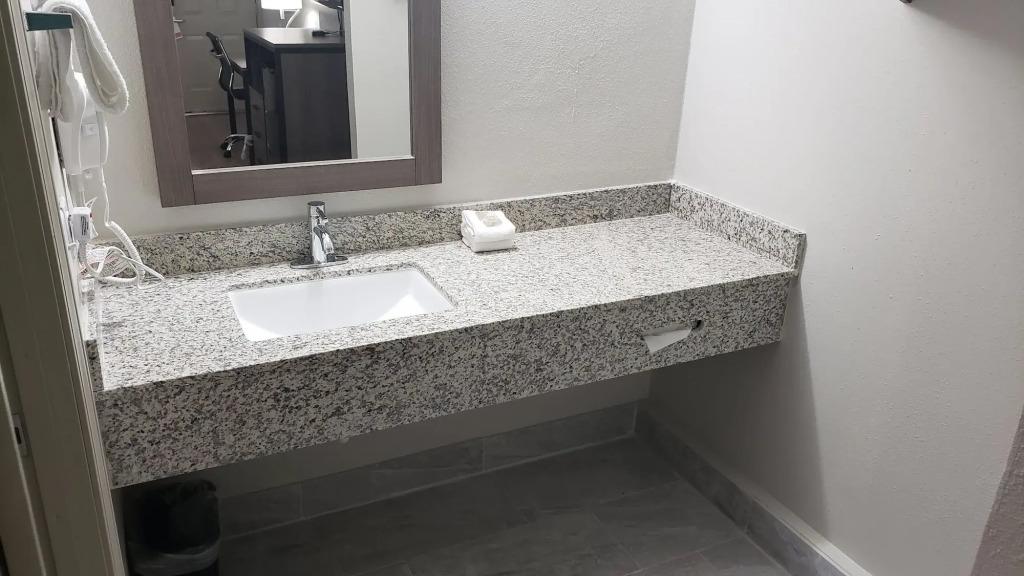 hotel image 7