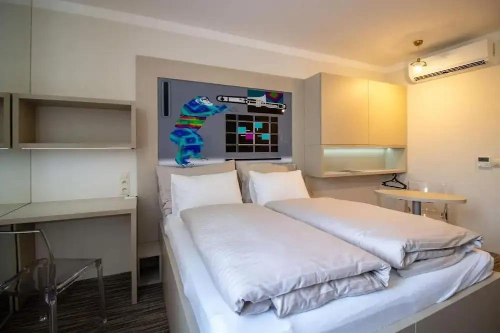 hotel image 7