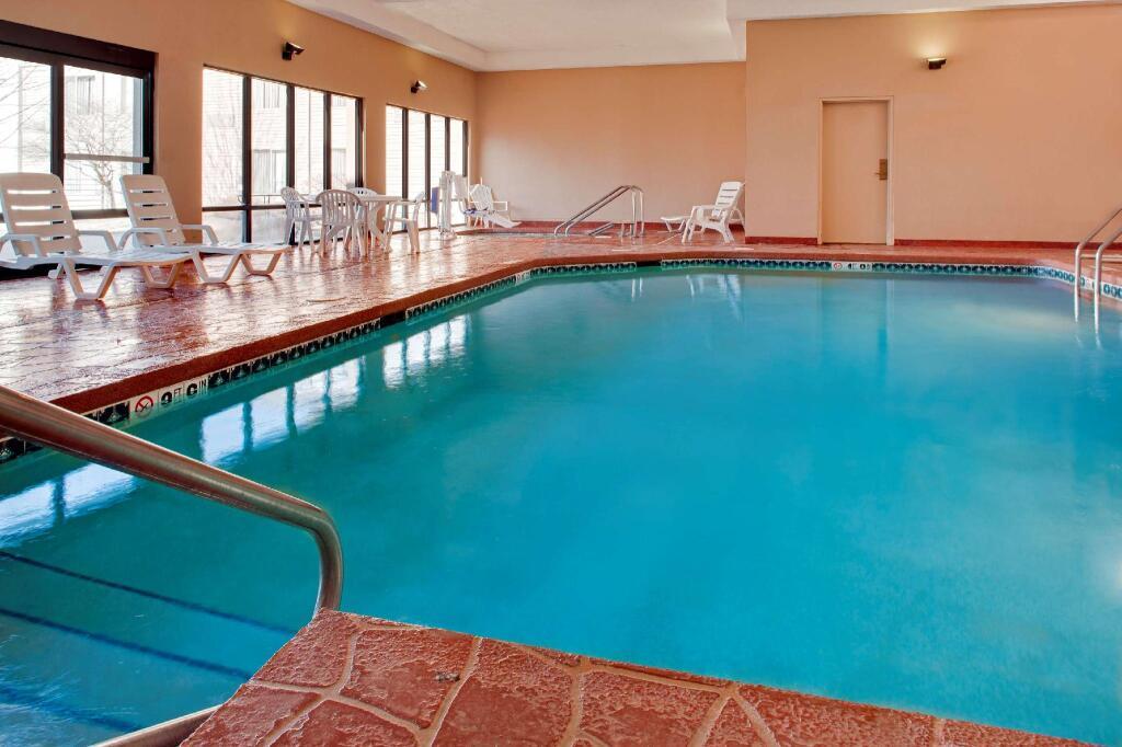 hotel image 8
