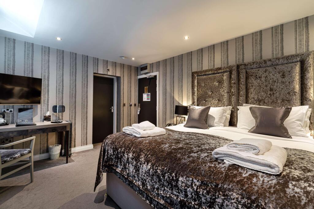 hotel image 13