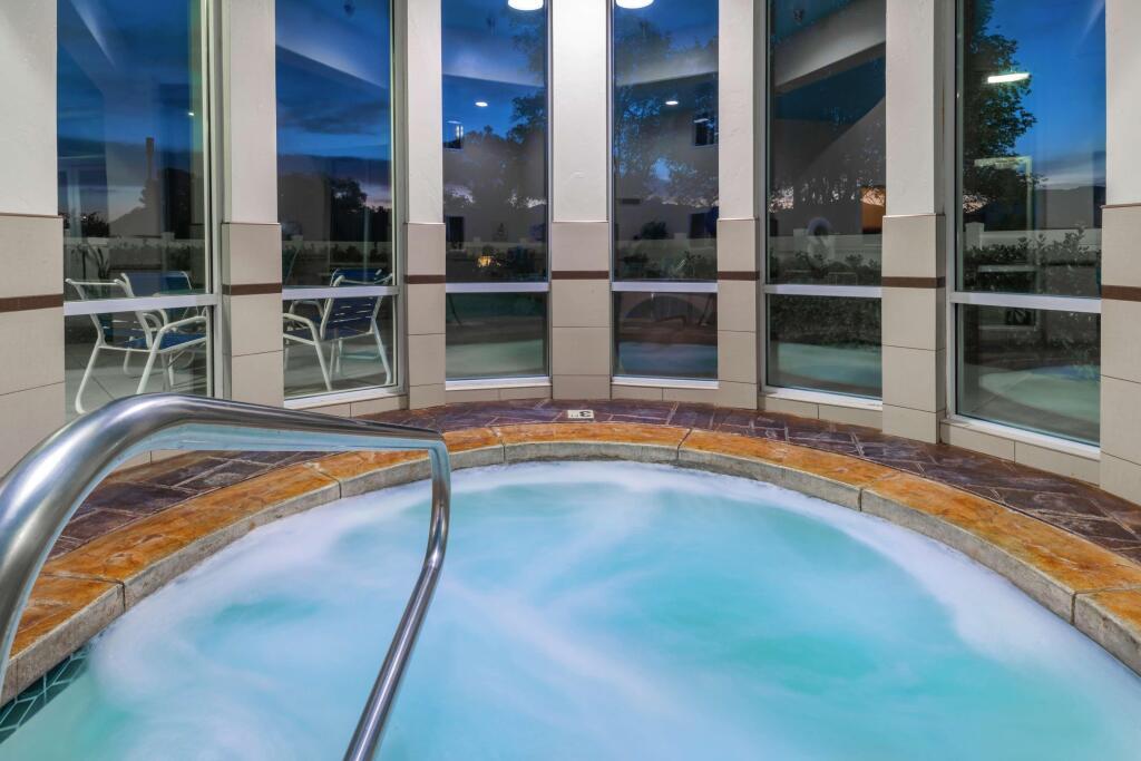 hotel image 13