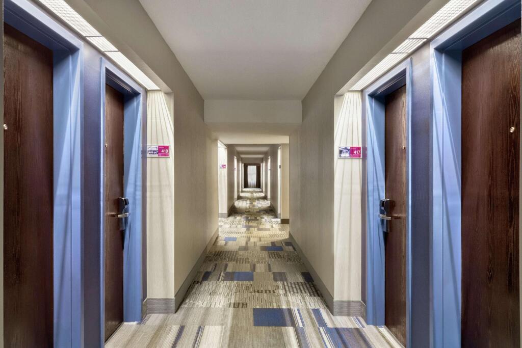 hotel image 11