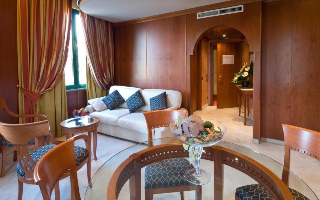 hotel image 7