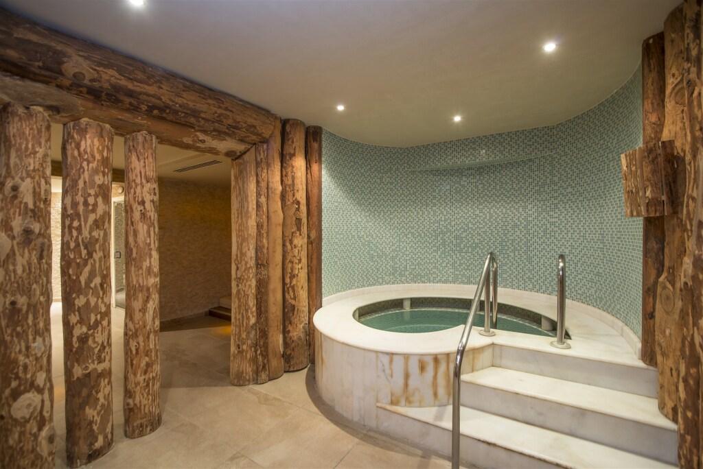 hotel image 11