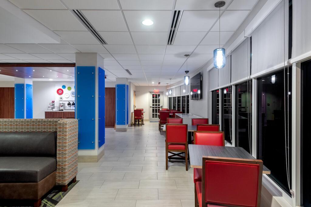 hotel image 13