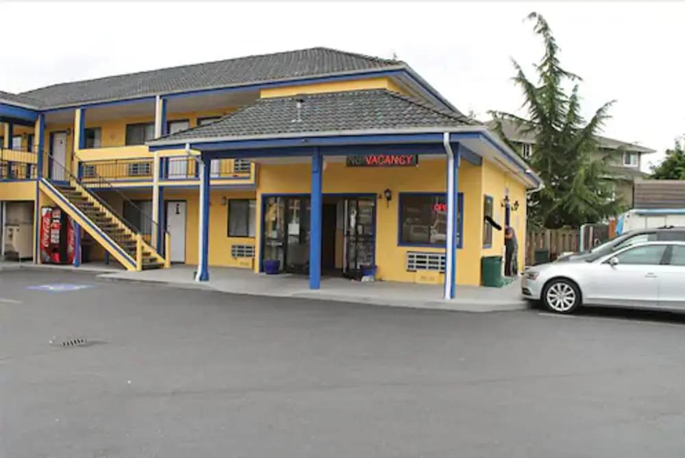 hotel image 16