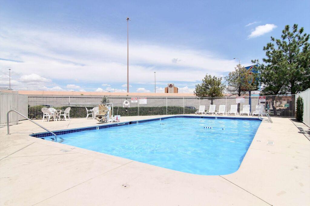hotel image 16