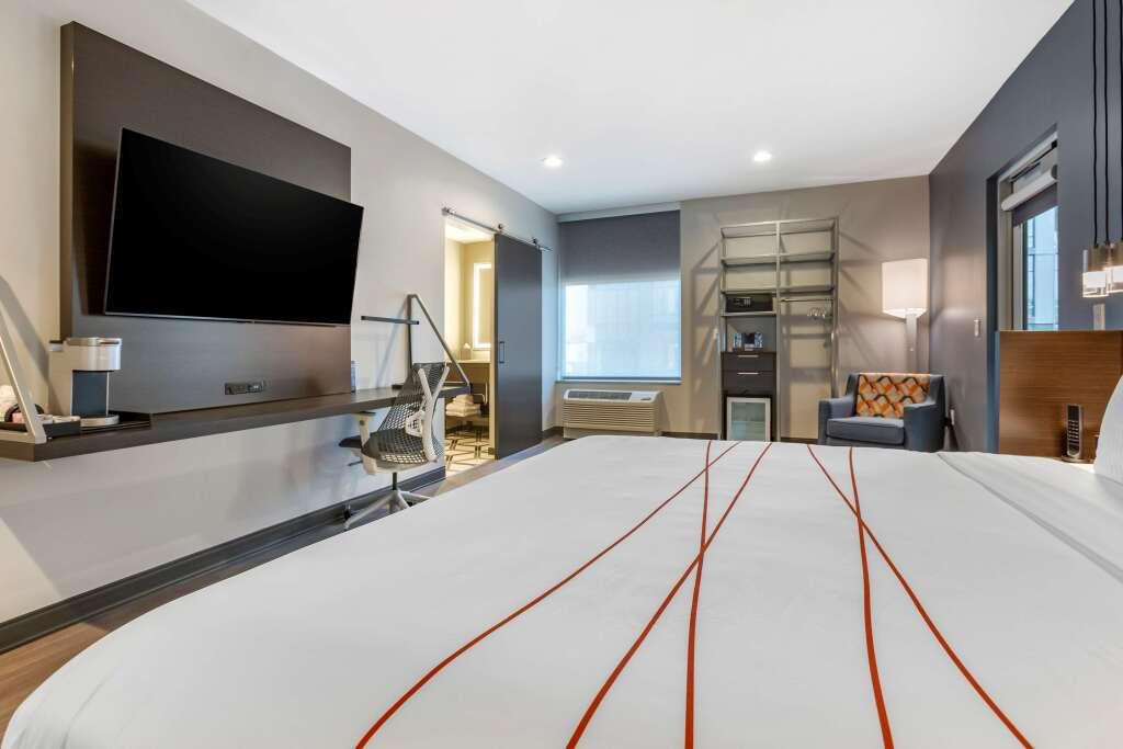 hotel image 10